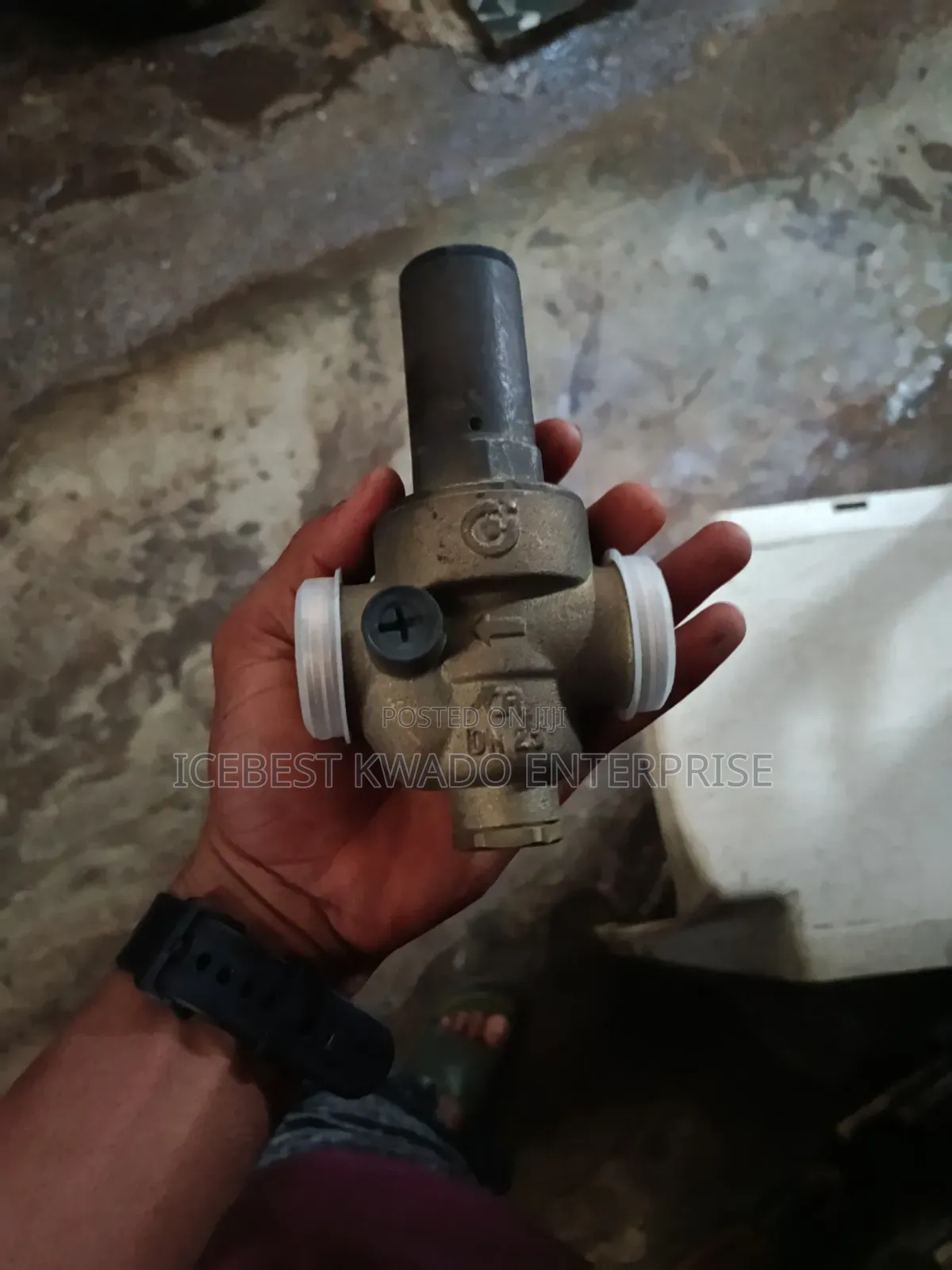 This Is a Caleffi Art. 501 Maxcal Automatic Air Vent,