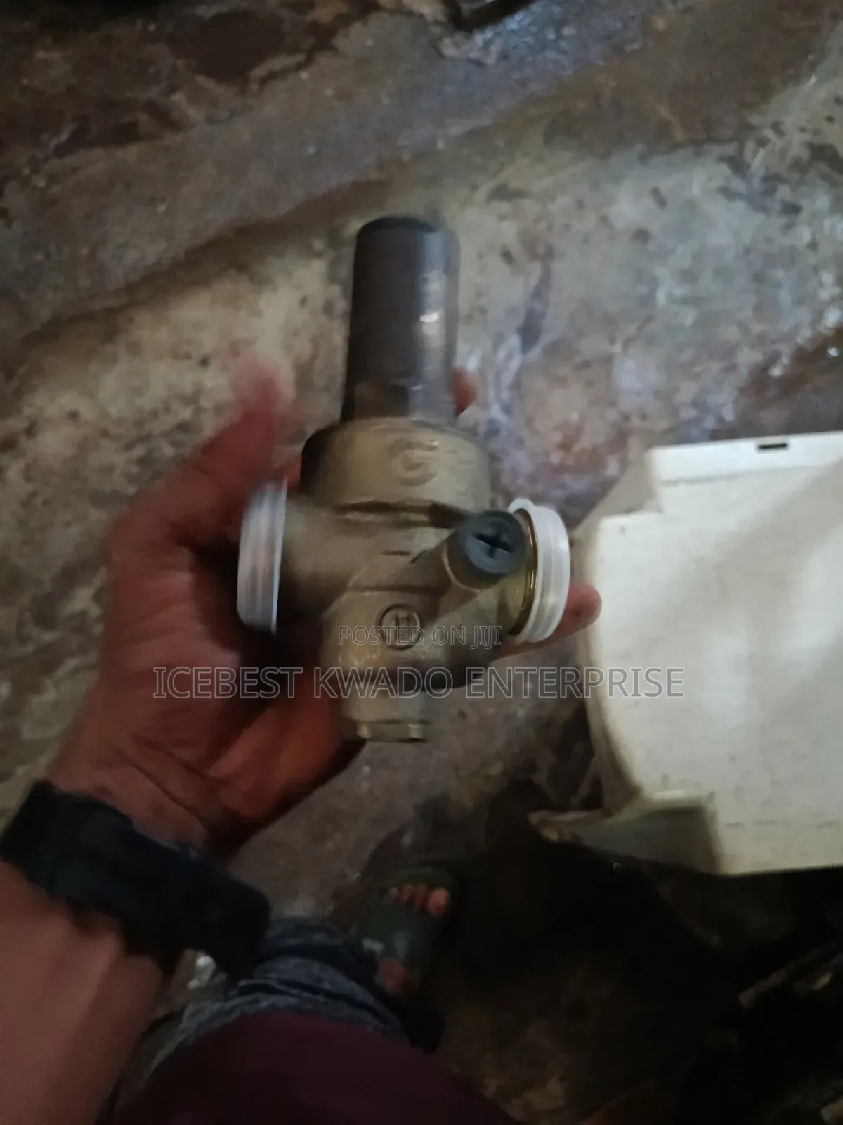This Is a Caleffi Art. 501 Maxcal Automatic Air Vent,