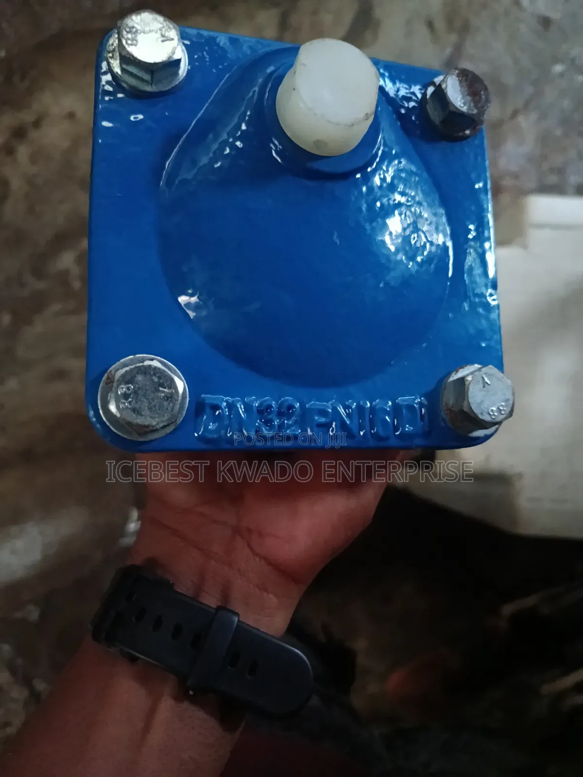 This Is a Caleffi Art. 501 Maxcal Automatic Air Vent,