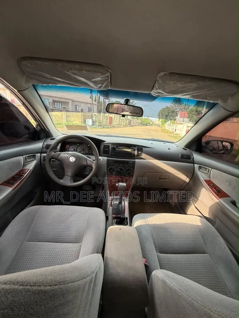 Toyota Corolla 2007 Gray