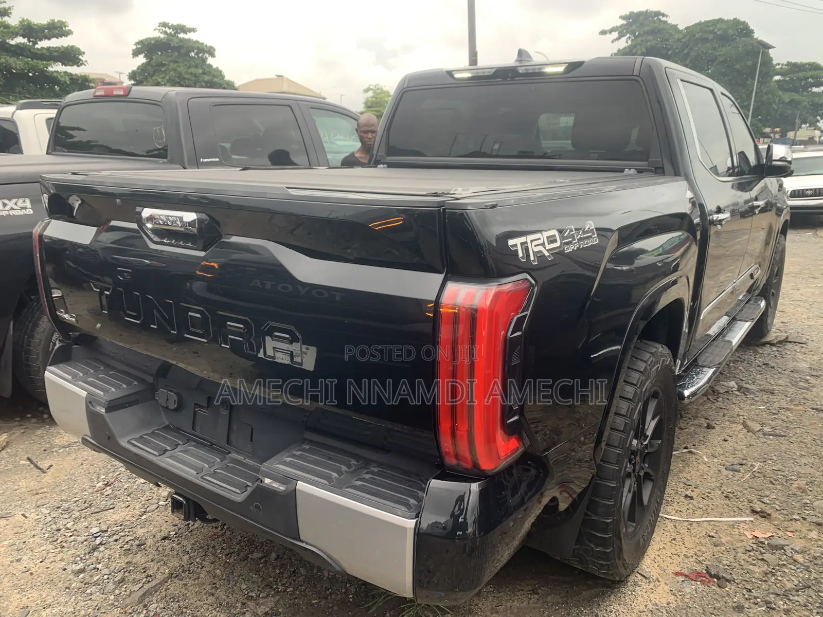 Toyota Tundra Platinum 2022 Black