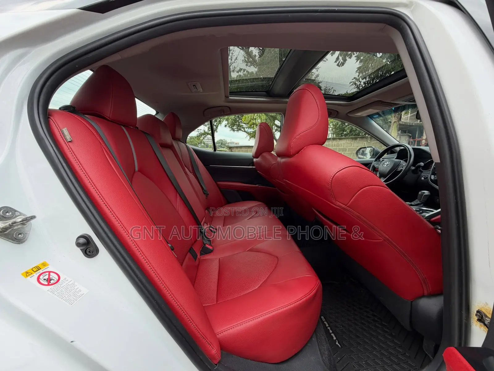 Toyota Camry 2018 White