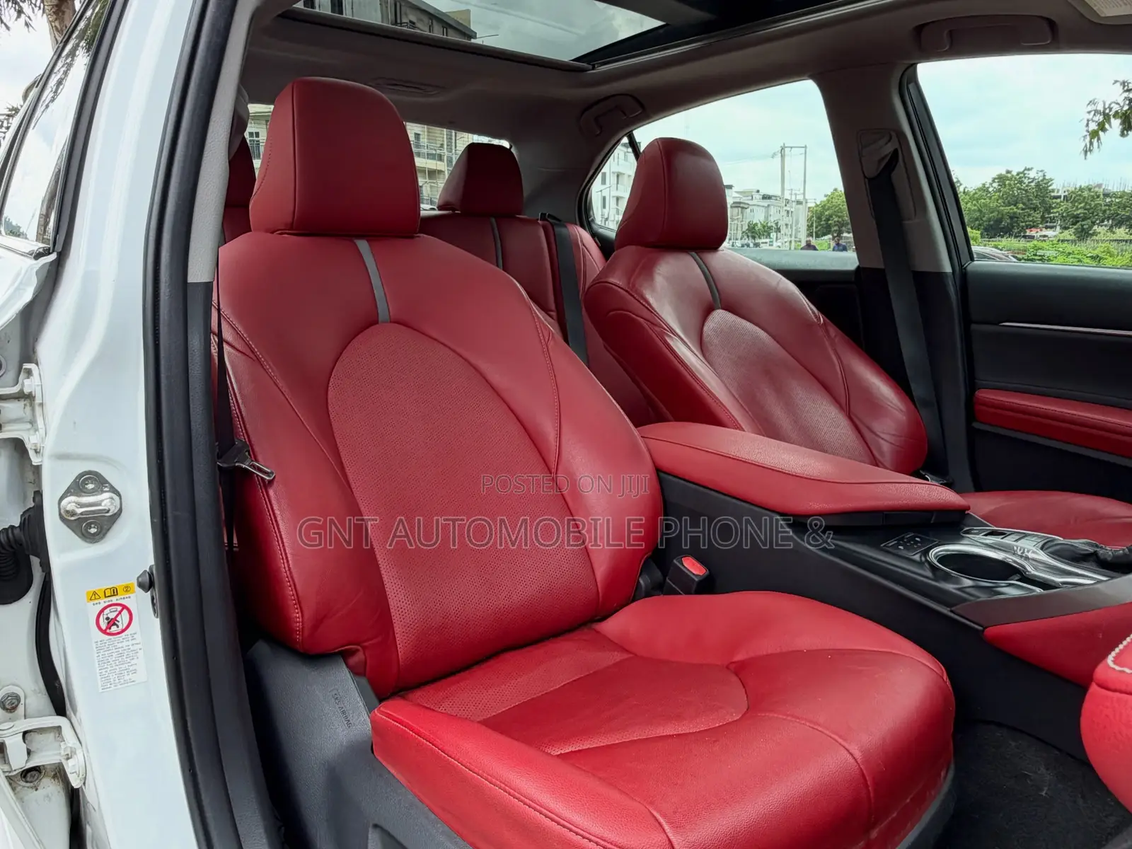 Toyota Camry 2018 White