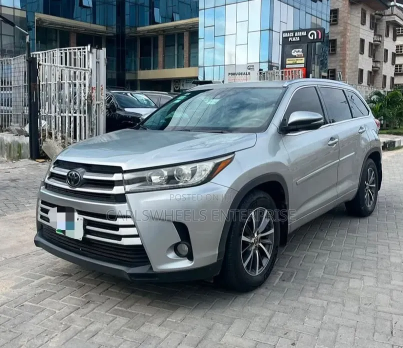 Toyota Highlander 2017 Silver