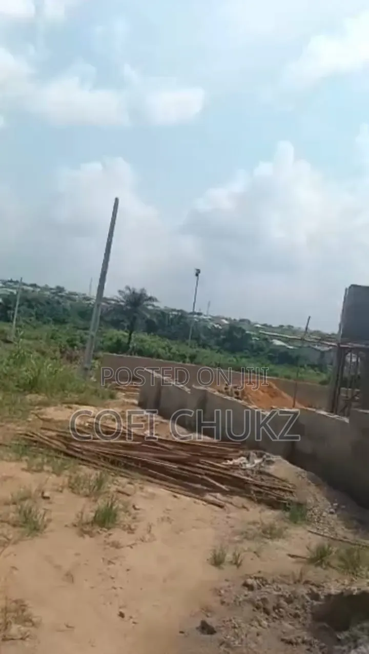 Land in Mowe-Ofada