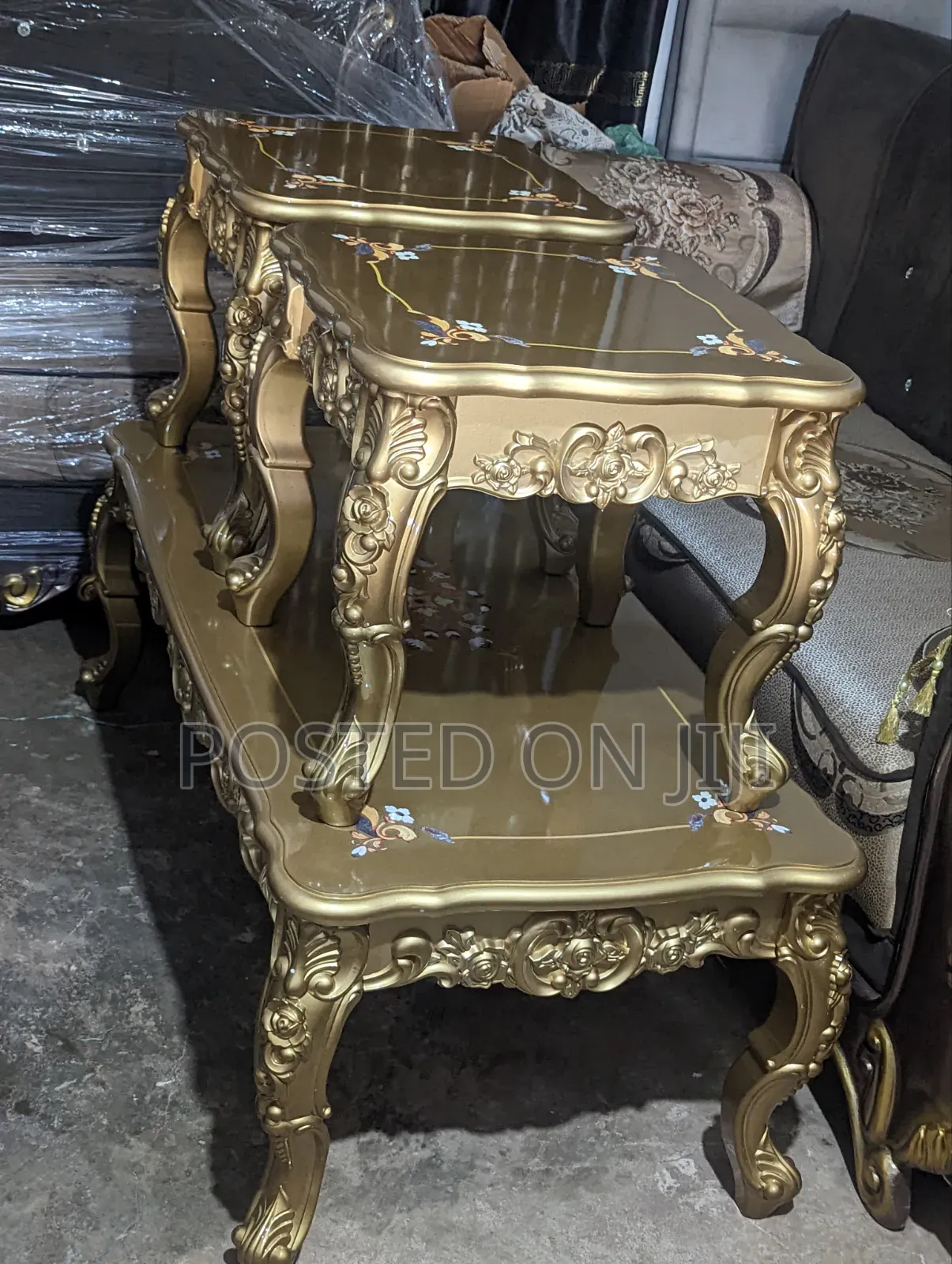 Gold Center Table With 2 Stools