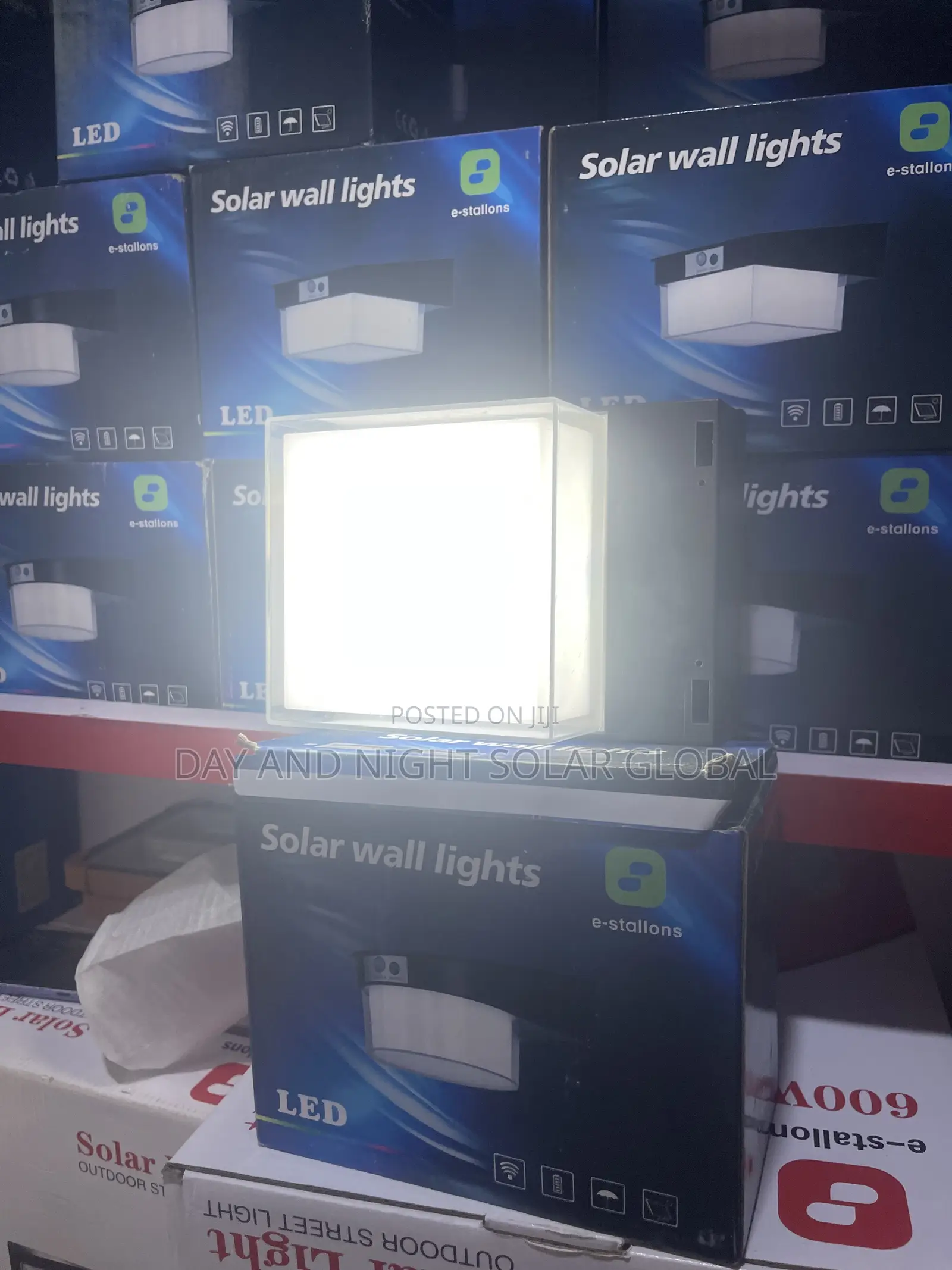 Wall and Fence Solar Lights 3yrs Warranty