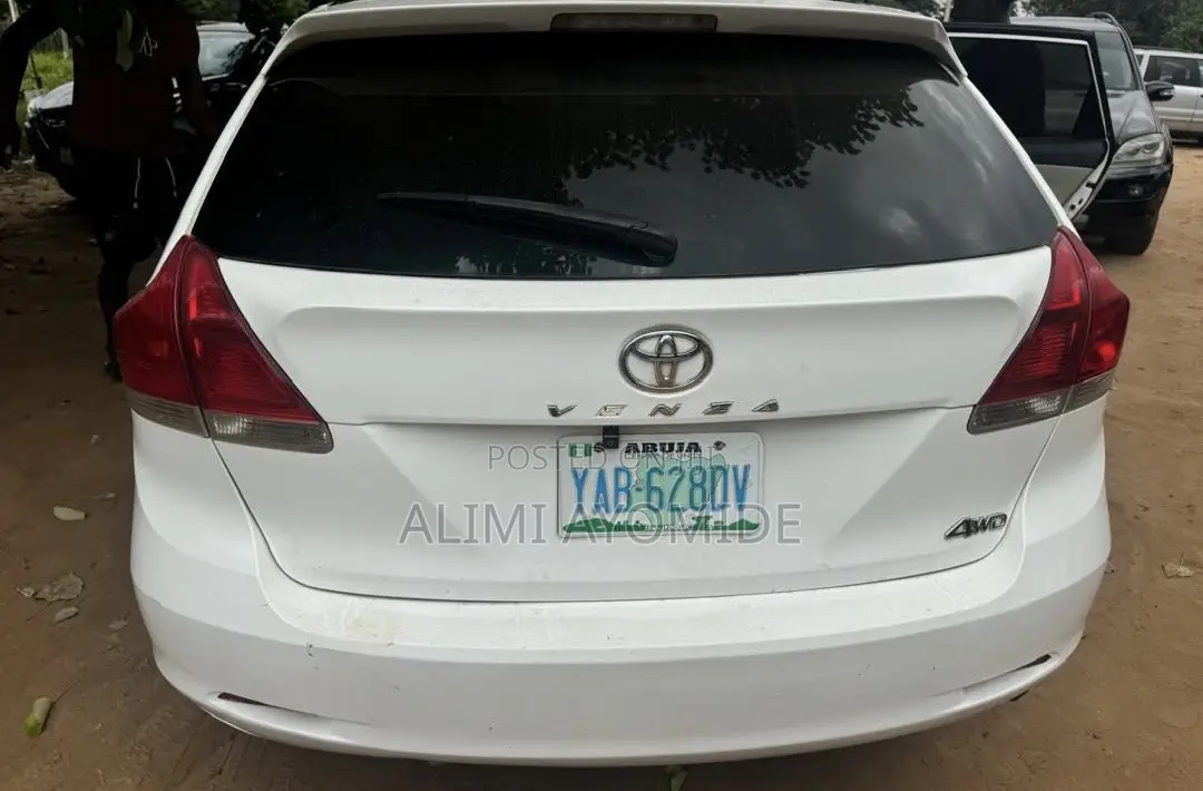 Toyota Venza 2013 White