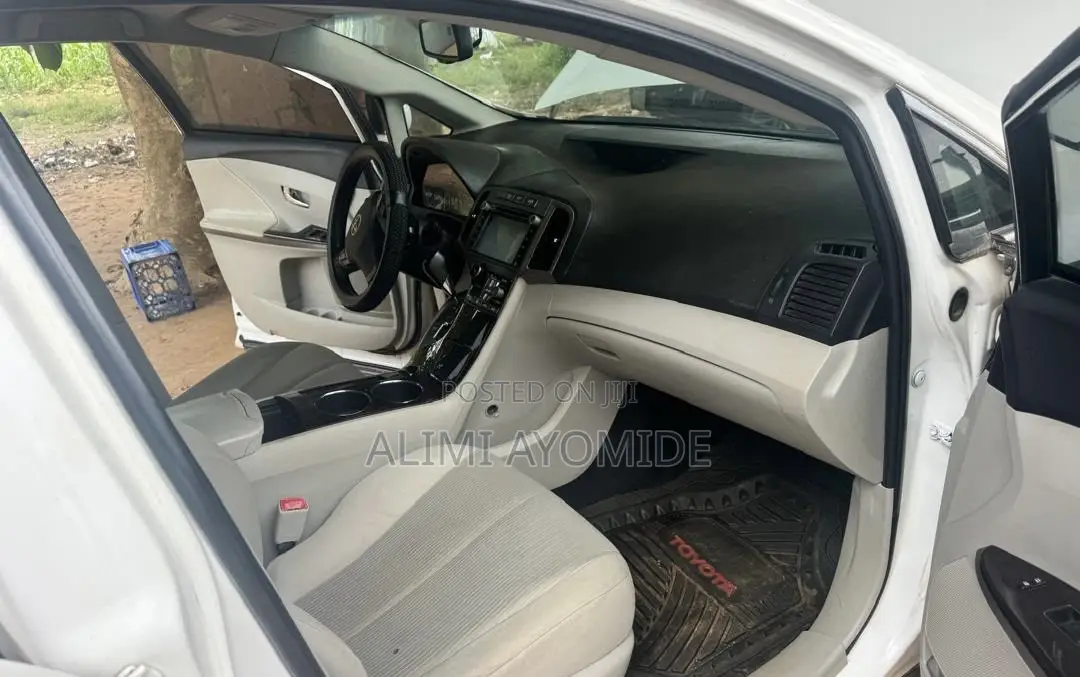Toyota Venza 2013 White