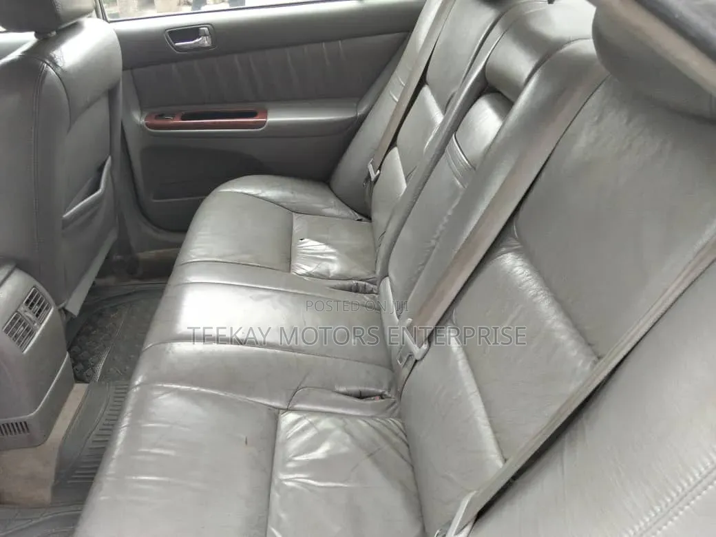 Toyota Camry 2003 Silver