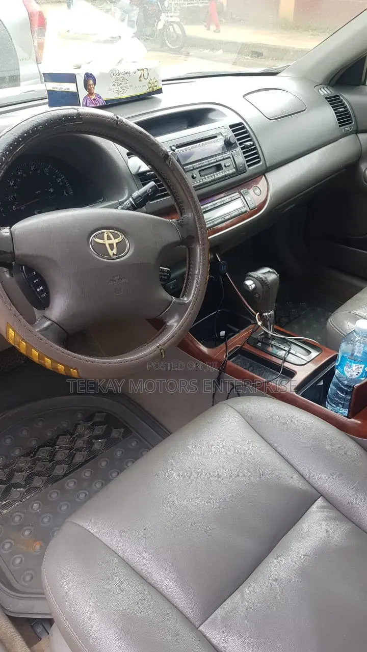 Toyota Camry 2003 Silver