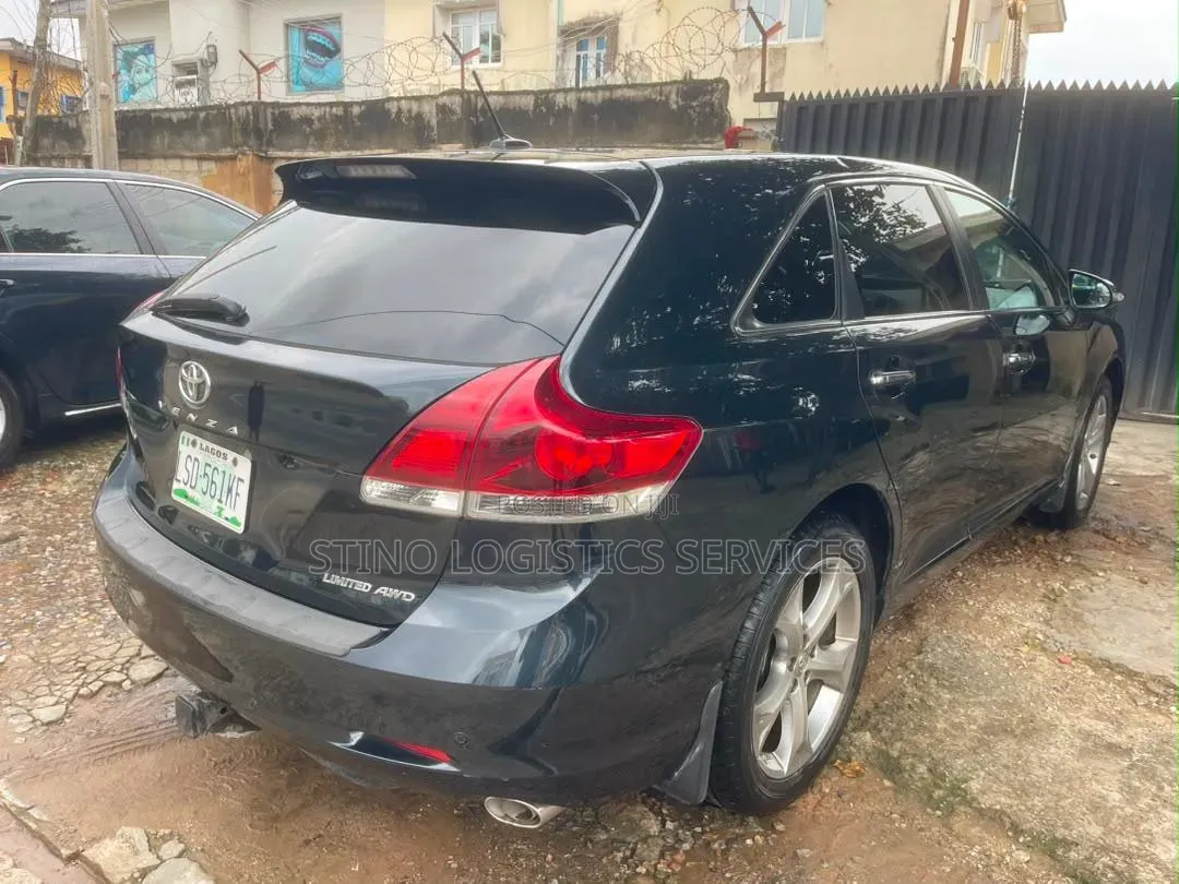 Toyota Venza 2015 Black