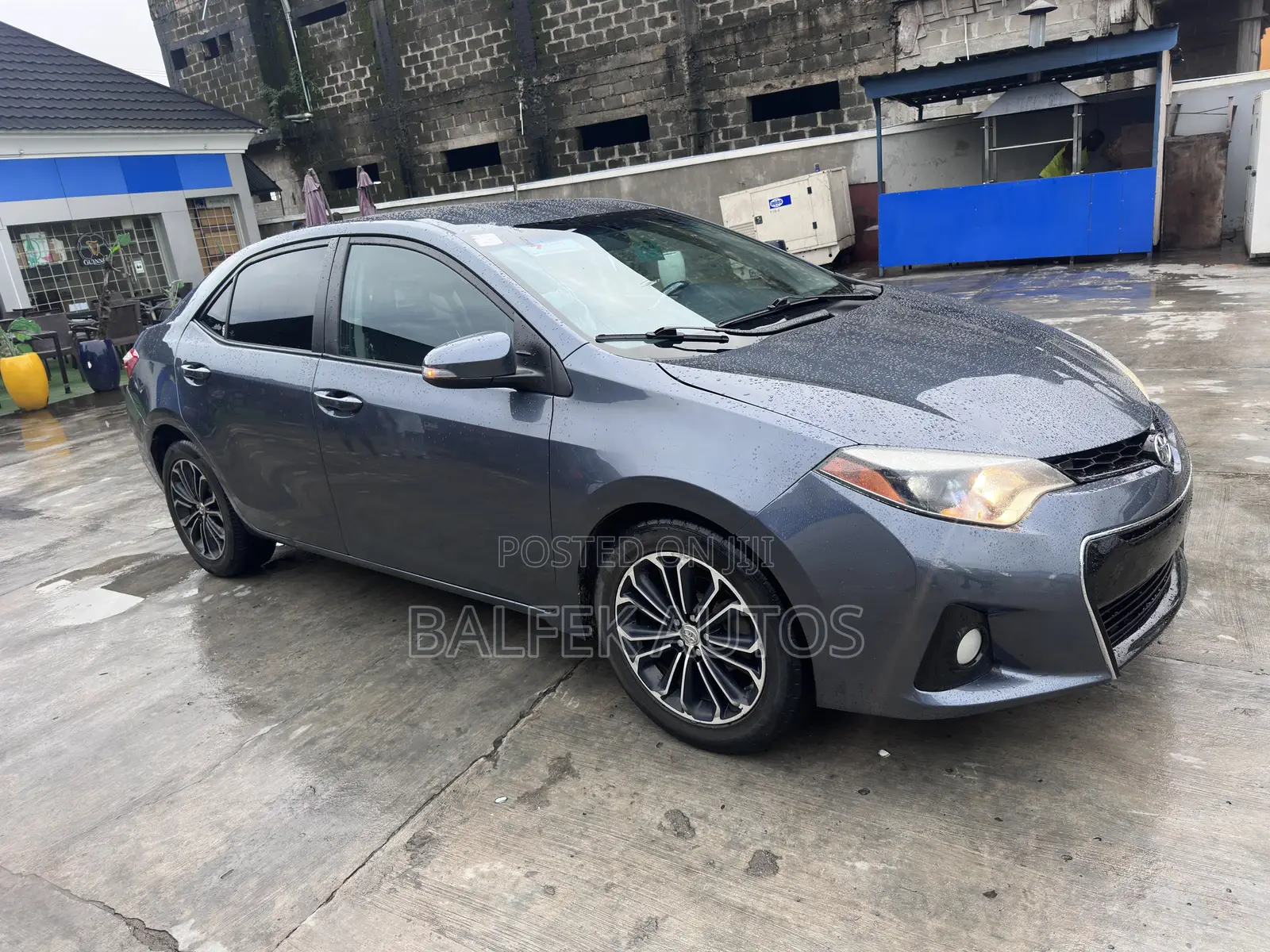 Toyota Corolla 2016 Blue