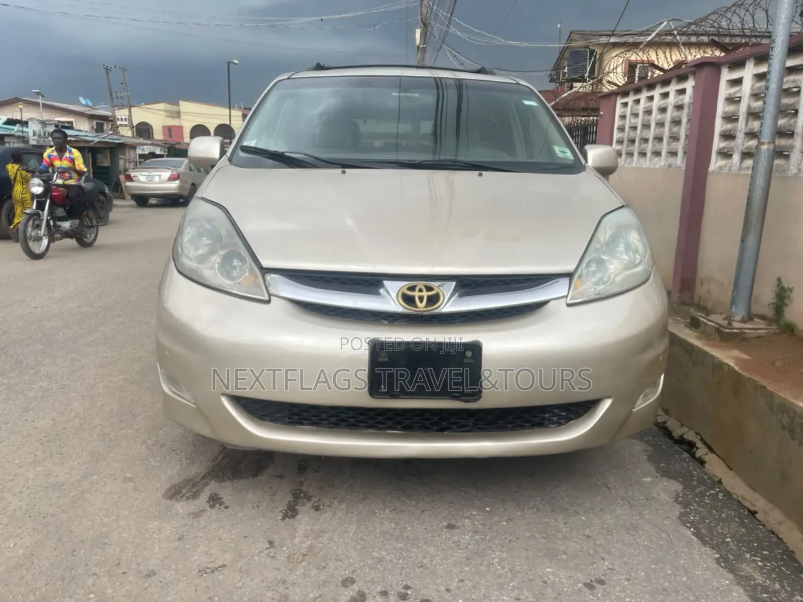 Toyota Sienna XLE AWD 2006 Gold
