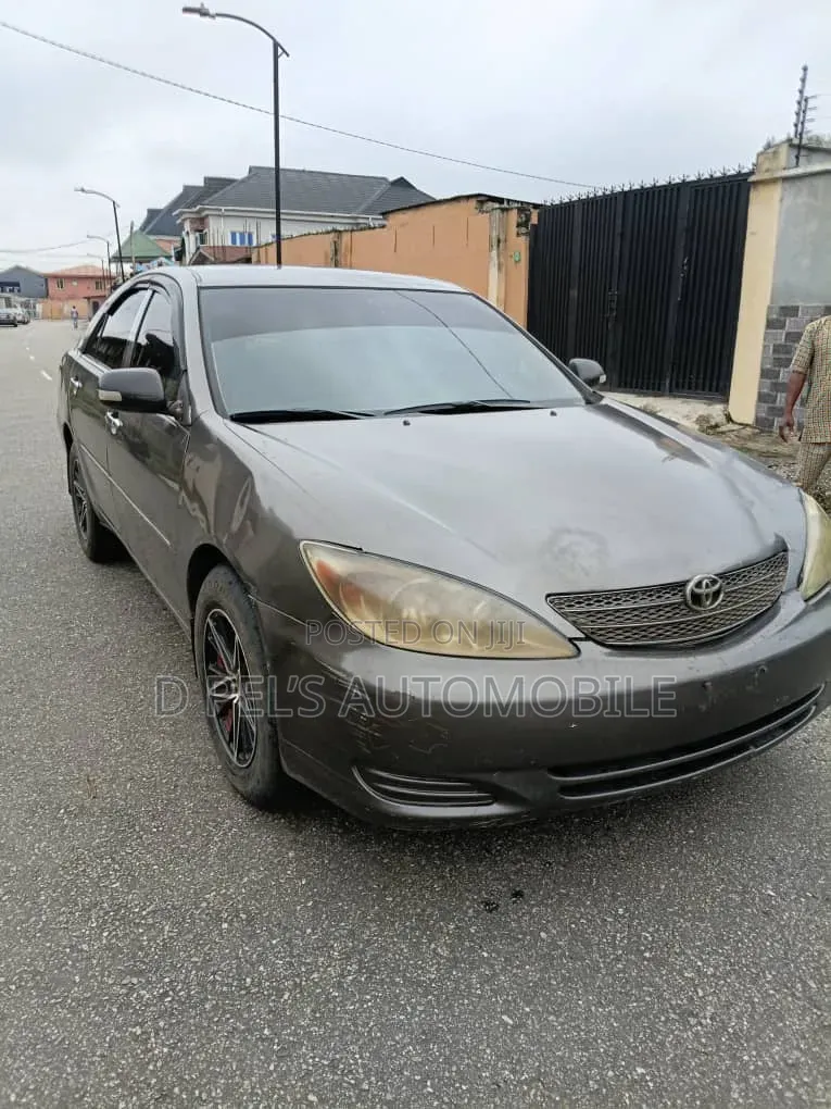 Toyota Camry 2003 Gray