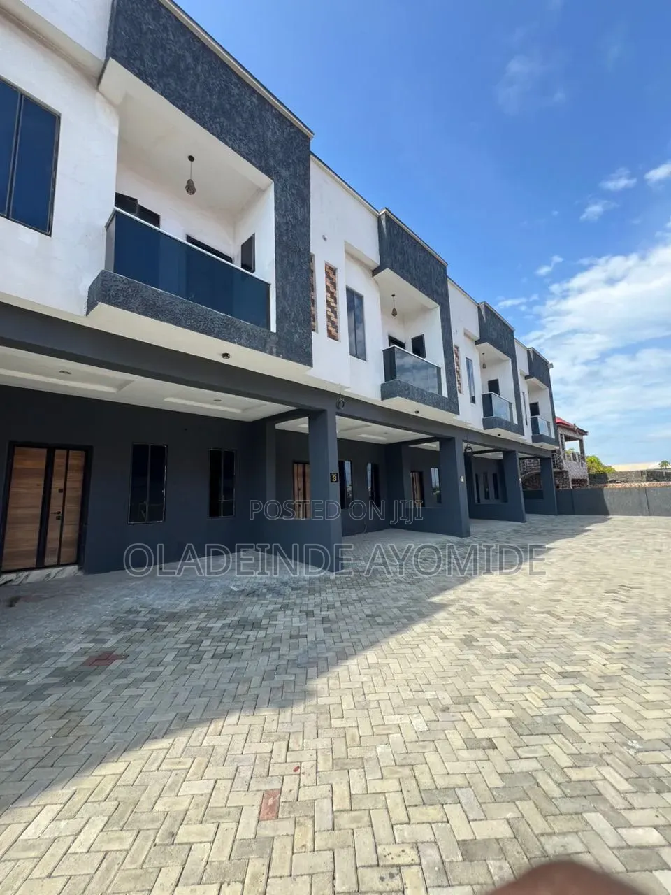 4bdrm Duplex in Okun Ajah, Abraham Adesanya Estate for sale