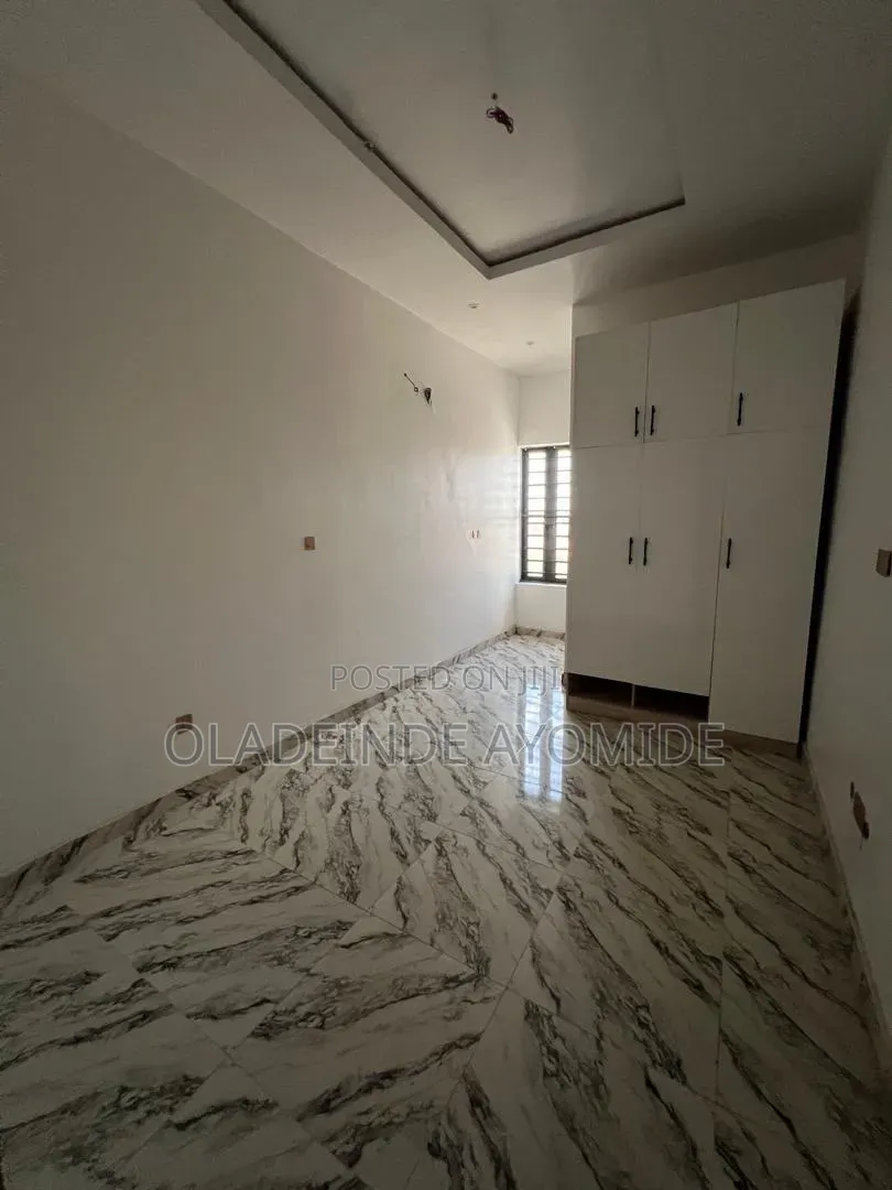 4bdrm Duplex in Okun Ajah, Abraham Adesanya Estate for sale