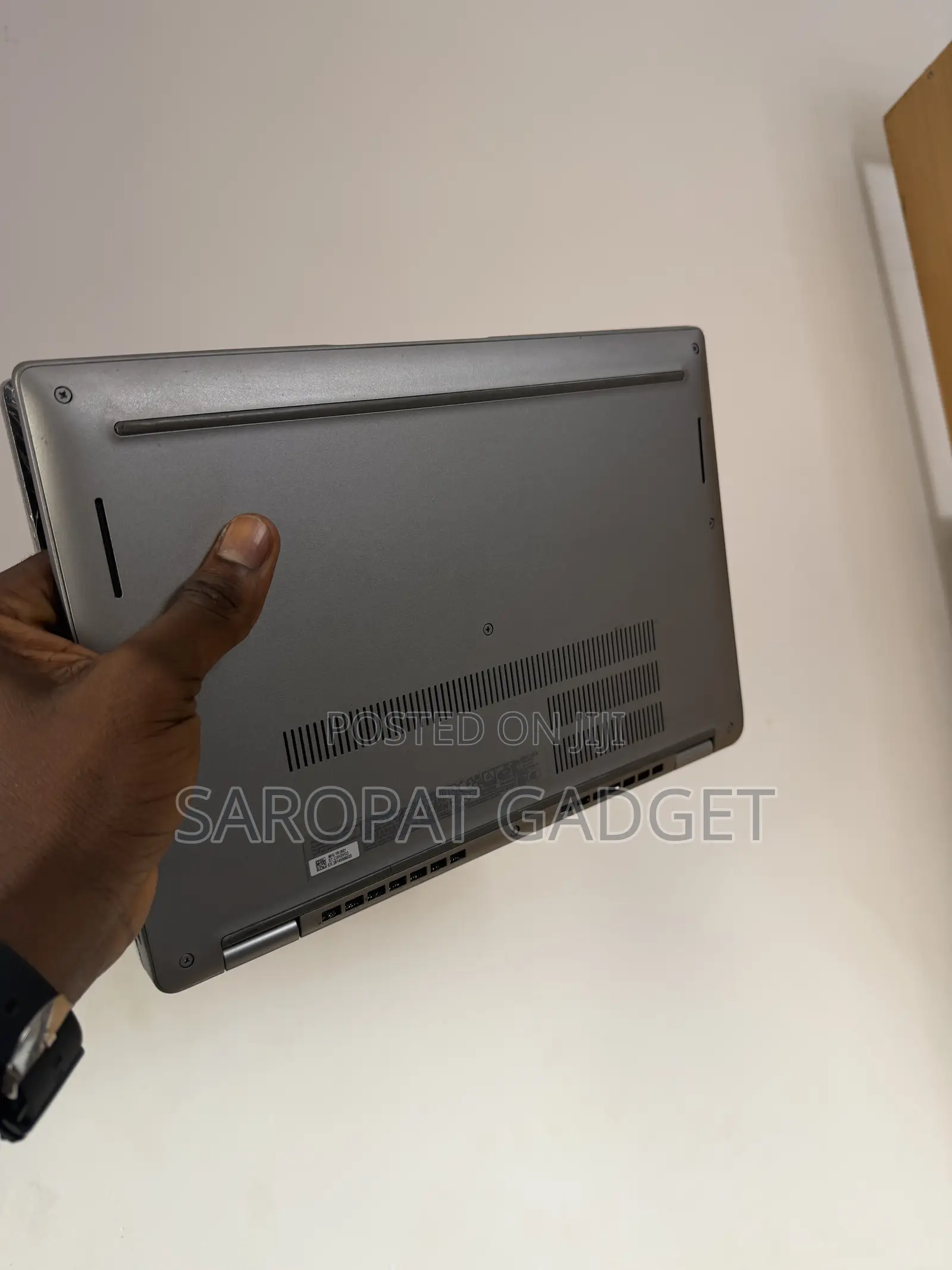 Laptop Dell Latitude 5320 16GB Intel Core i7 SSD 256GB