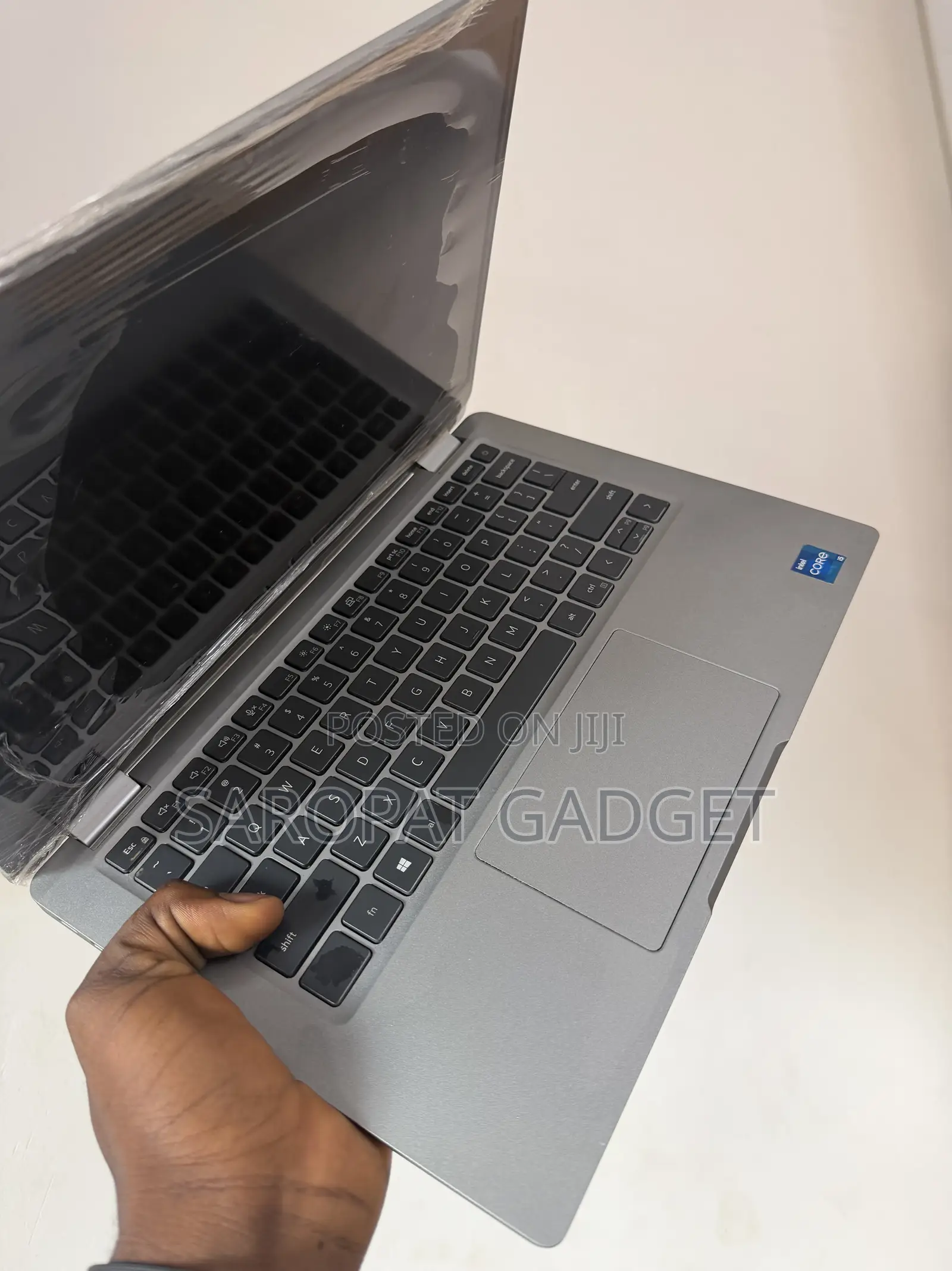 Laptop Dell Latitude 5320 16GB Intel Core i7 SSD 256GB