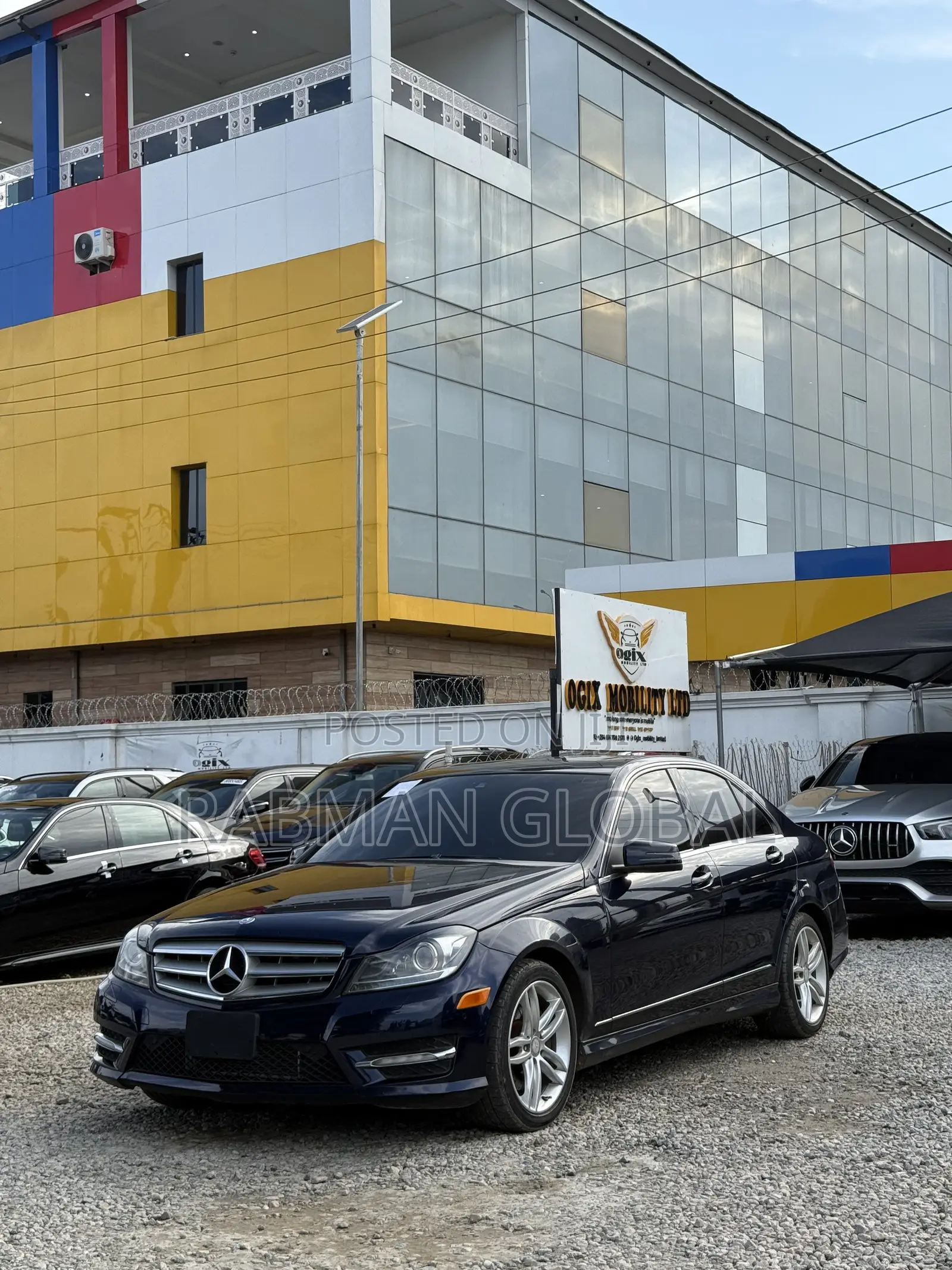 Mercedes-Benz C300 Luxury 4Matic Sedan AWD (3.5L 6cyl 7A) 2013 Blue