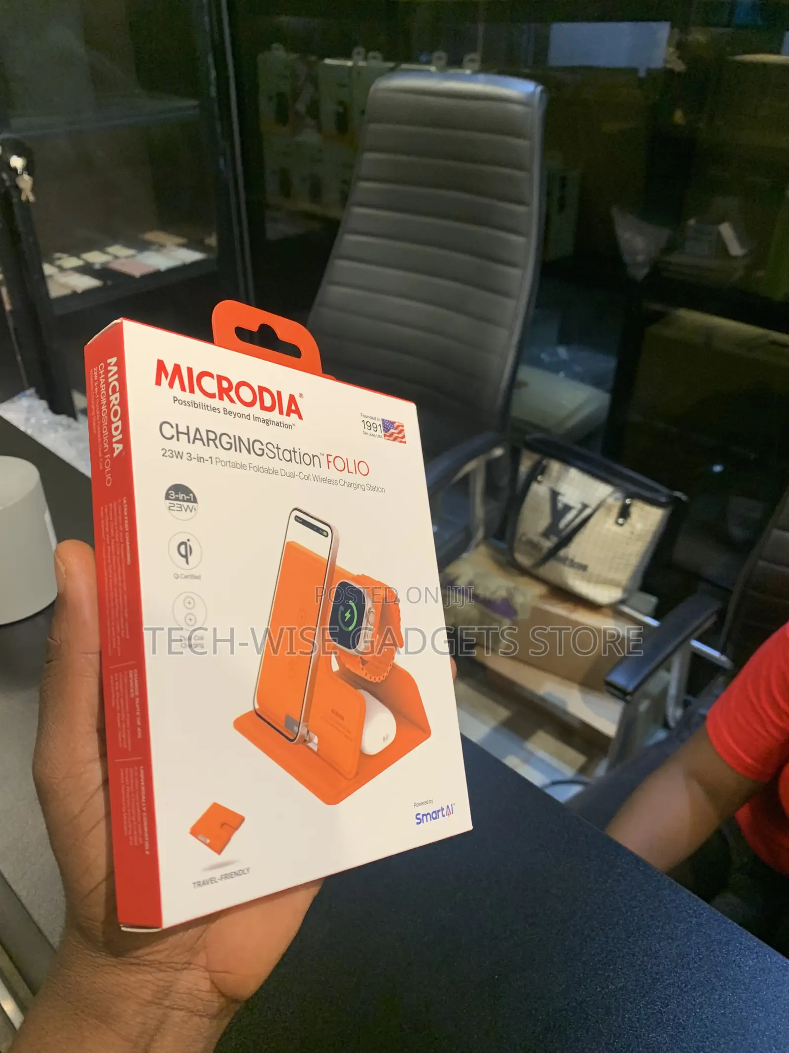 Microdia Chargingstation Folio, 23w 3-in-1 Portable, Foldable Charger