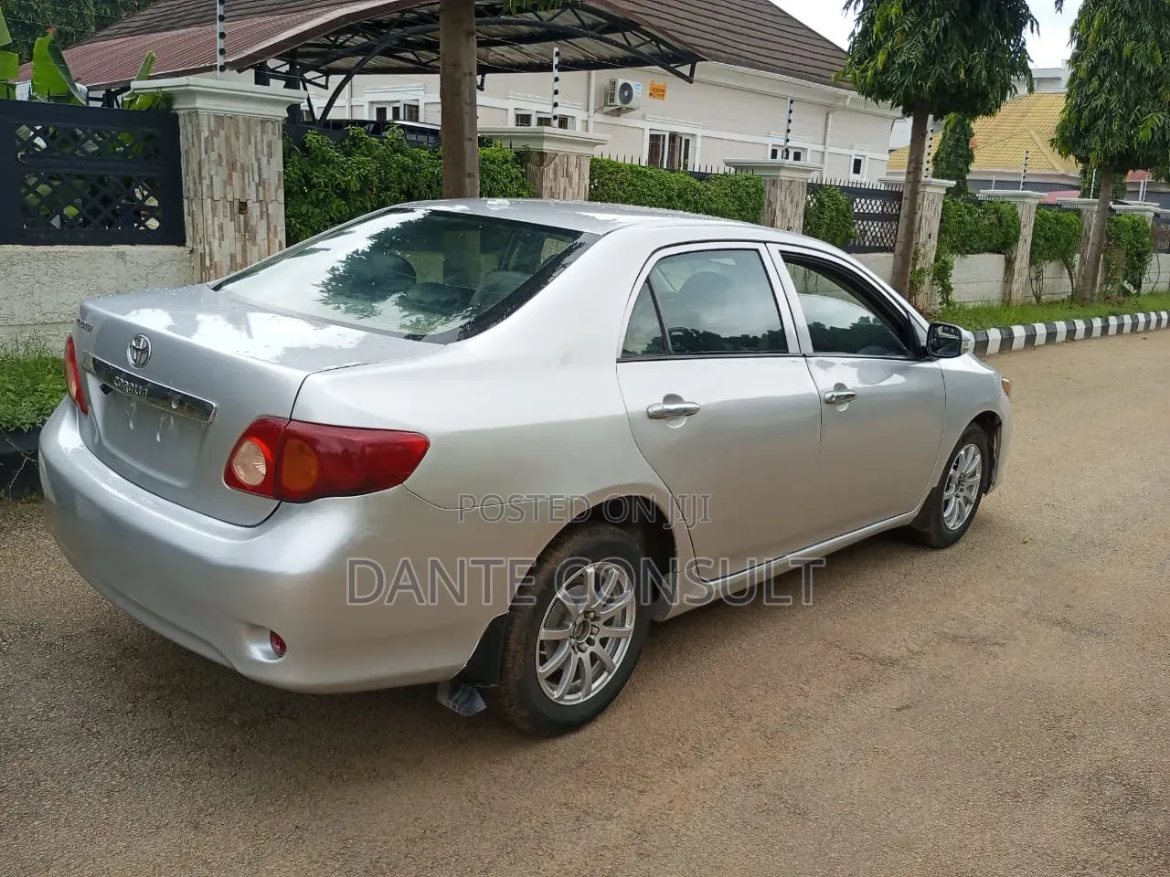 Toyota Corolla 2009 Silver