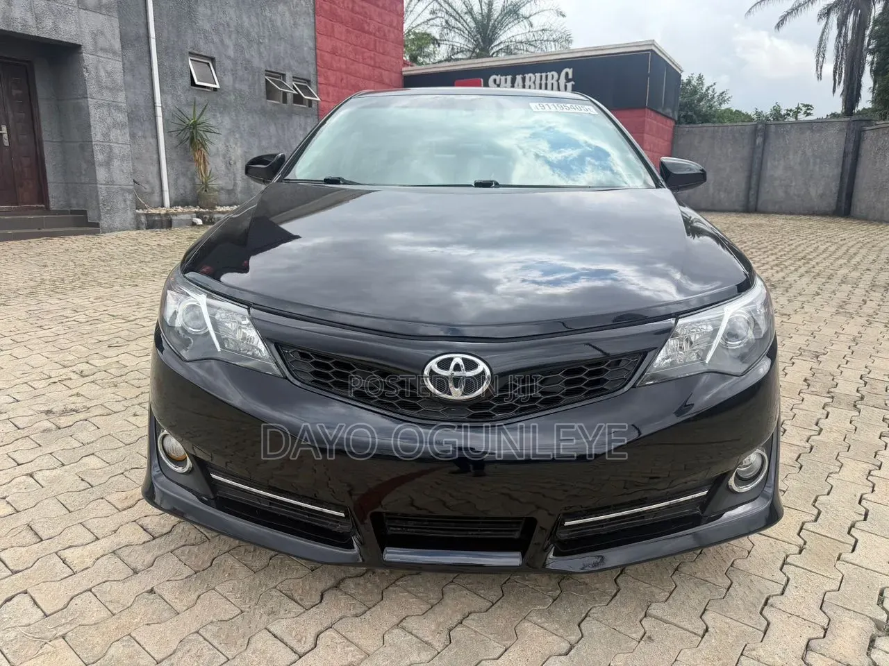 Toyota Camry LE 4dr Sedan (2.5L 4cyl 6A) 2013 Black