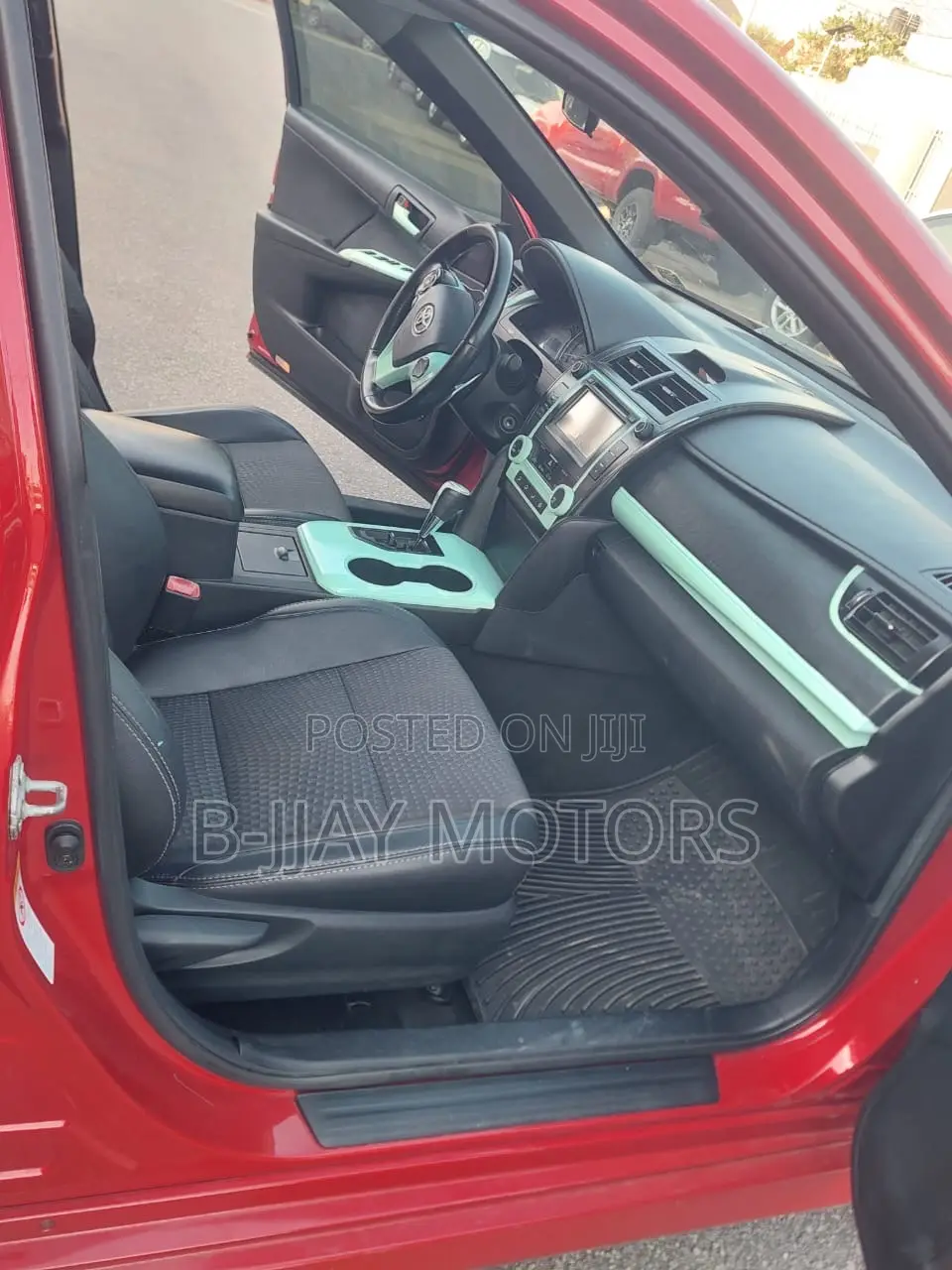 Toyota Camry LE 4dr Sedan (2.5L 4cyl 6A) 2014 Burgundy
