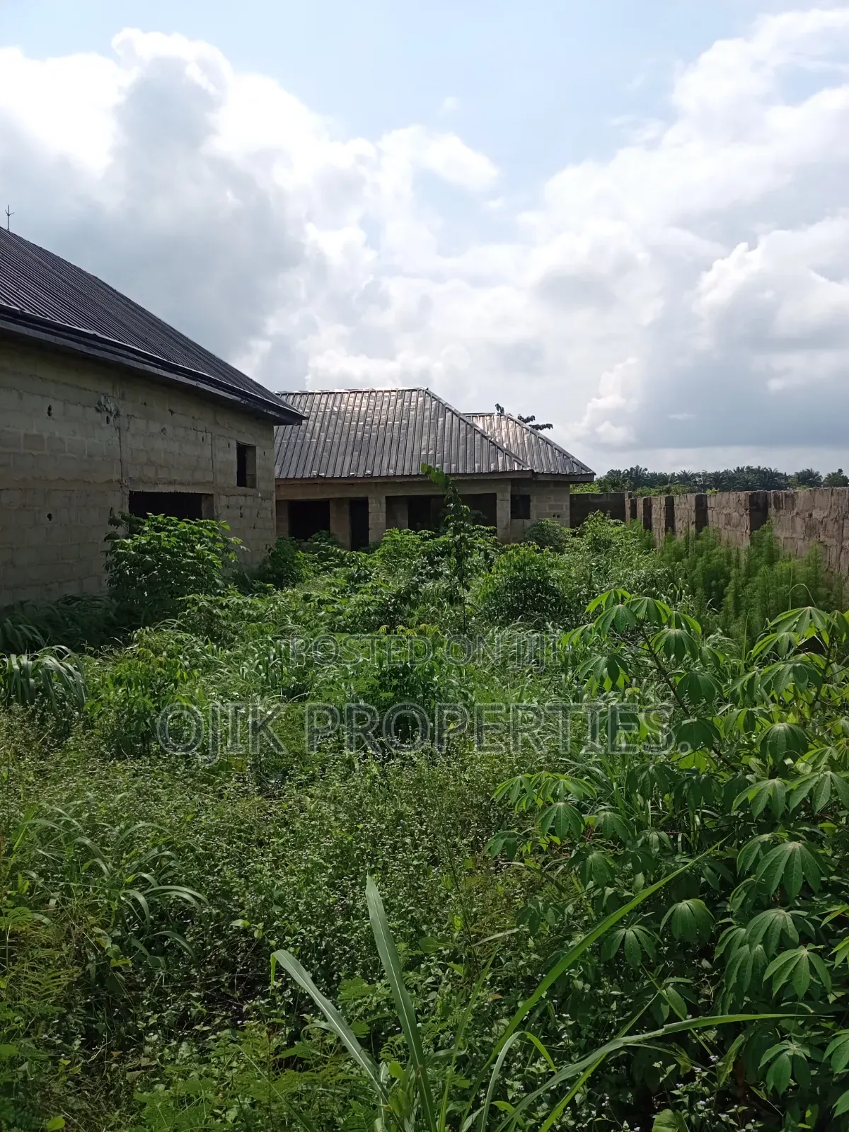 6bdrm House in Ojik Properties, Owerri for sale