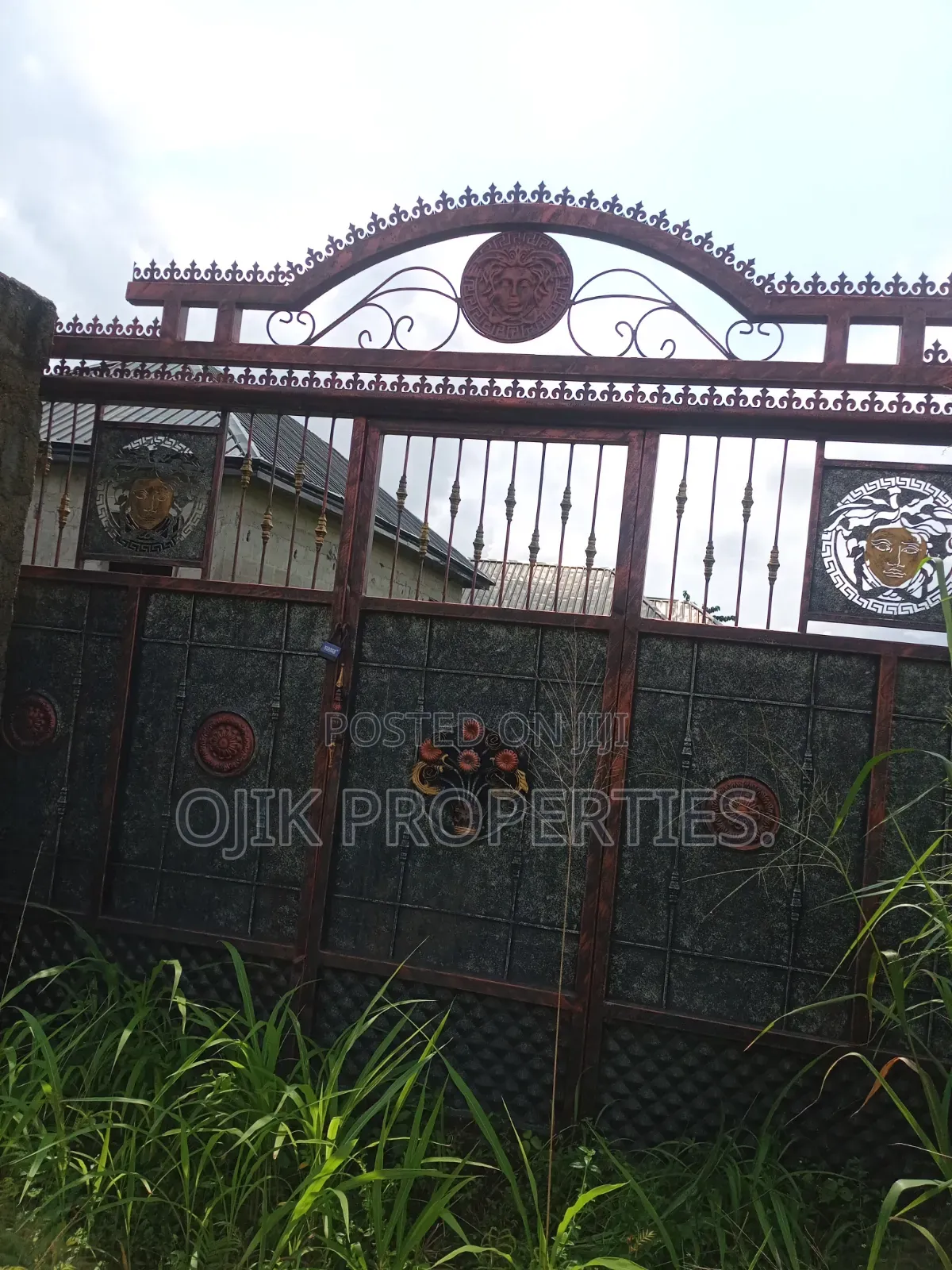 6bdrm House in Ojik Properties, Owerri for sale