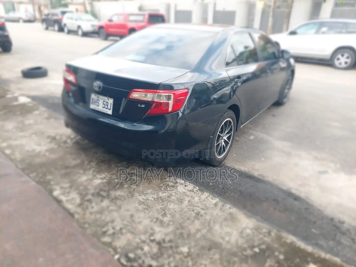 Toyota Camry LE 4dr Sedan (2.5L 4cyl 6A) 2013 Black