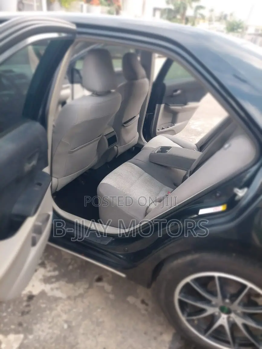 Toyota Camry LE 4dr Sedan (2.5L 4cyl 6A) 2013 Black