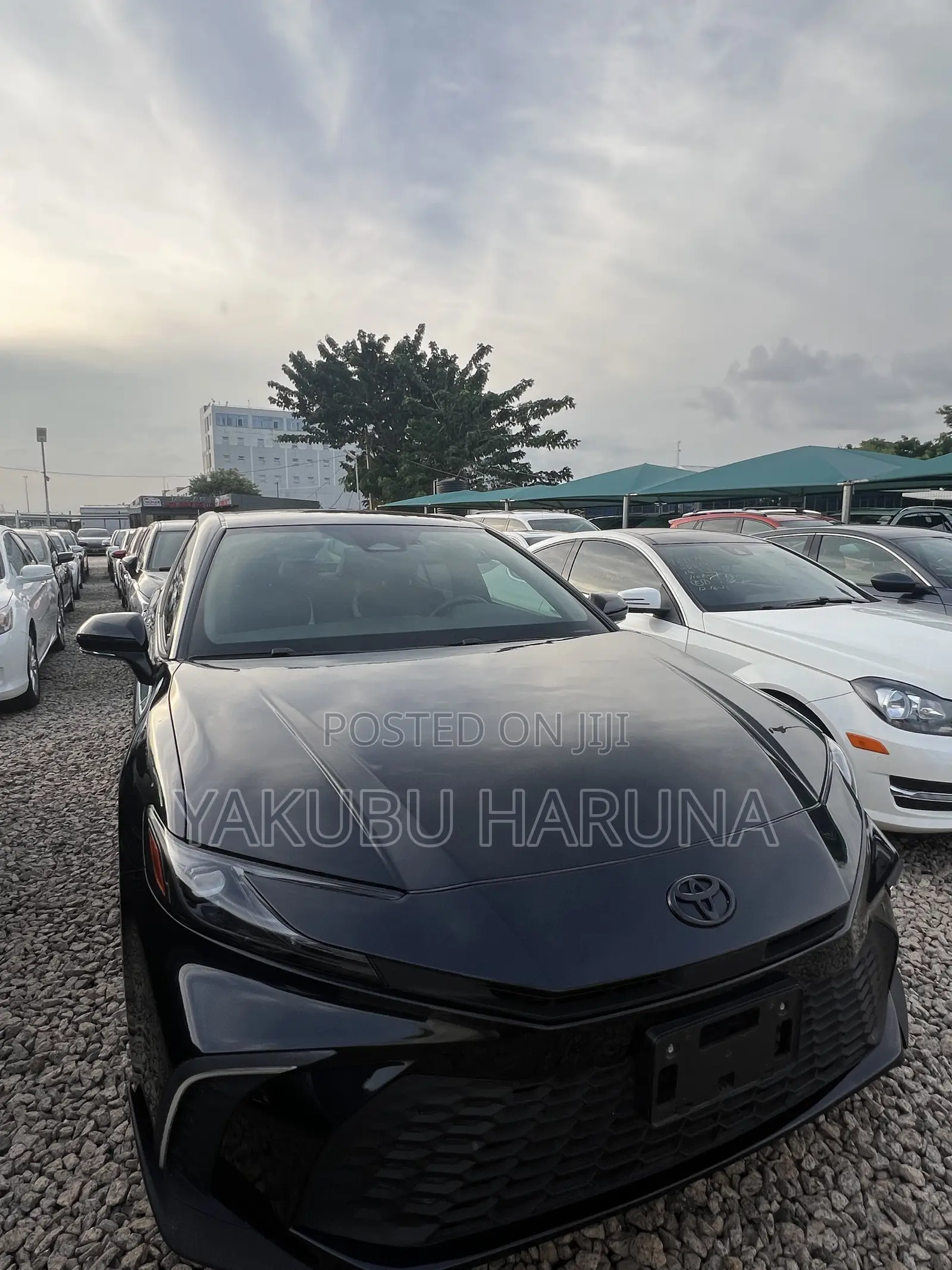 New Toyota Camry SE 2024 Black