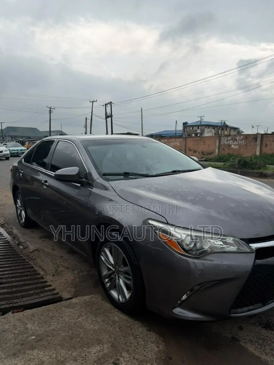 Toyota Camry SE 4dr Sedan (2.5L 4cyl 6A) 2016 Gray