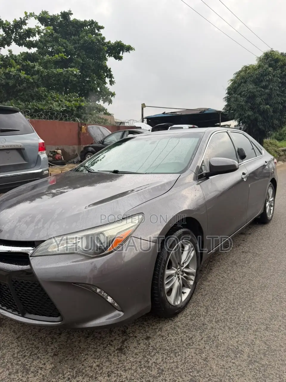 Toyota Camry SE 4dr Sedan (2.5L 4cyl 6A) 2016 Gray