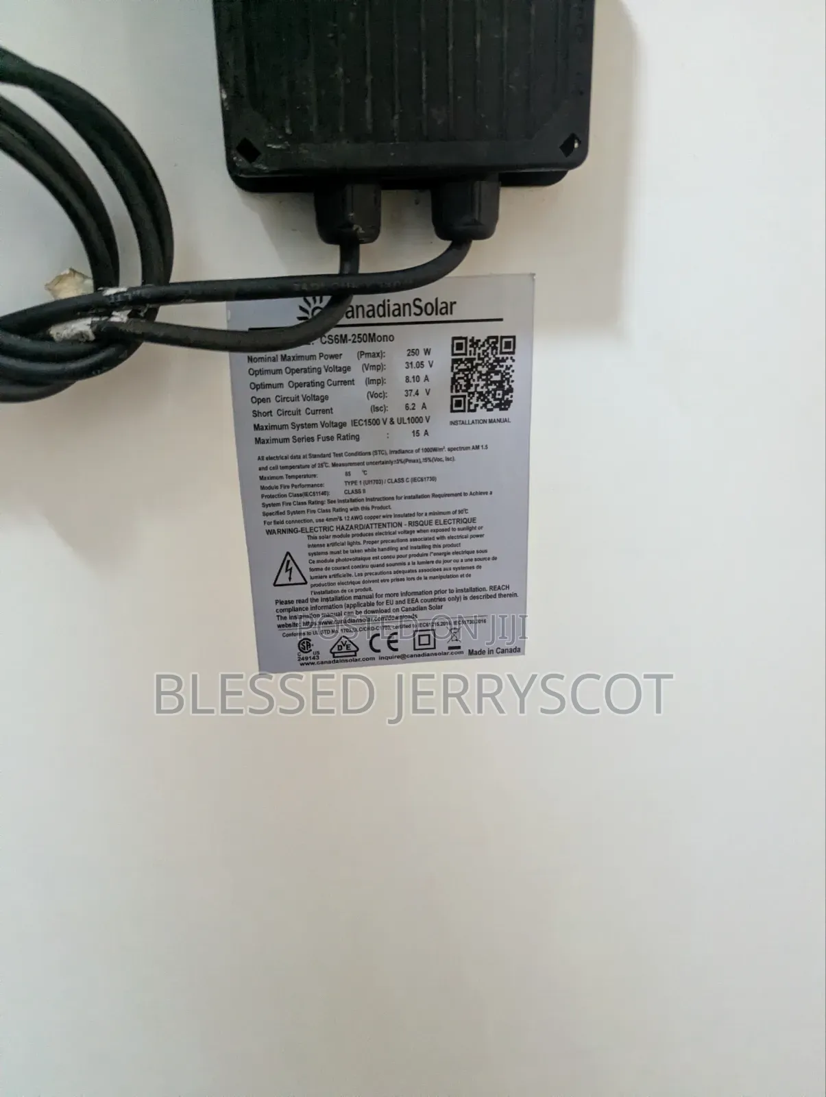 Canadian 250watts Mono-Crystalline Solar Panel (72cells) in Stock.