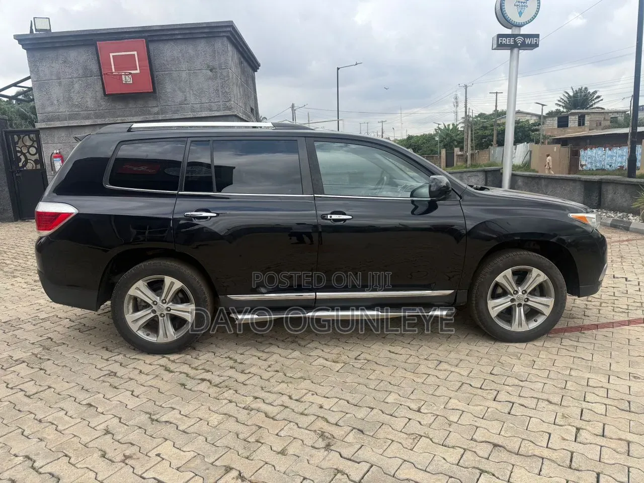 Toyota Highlander Limited 2011 Black