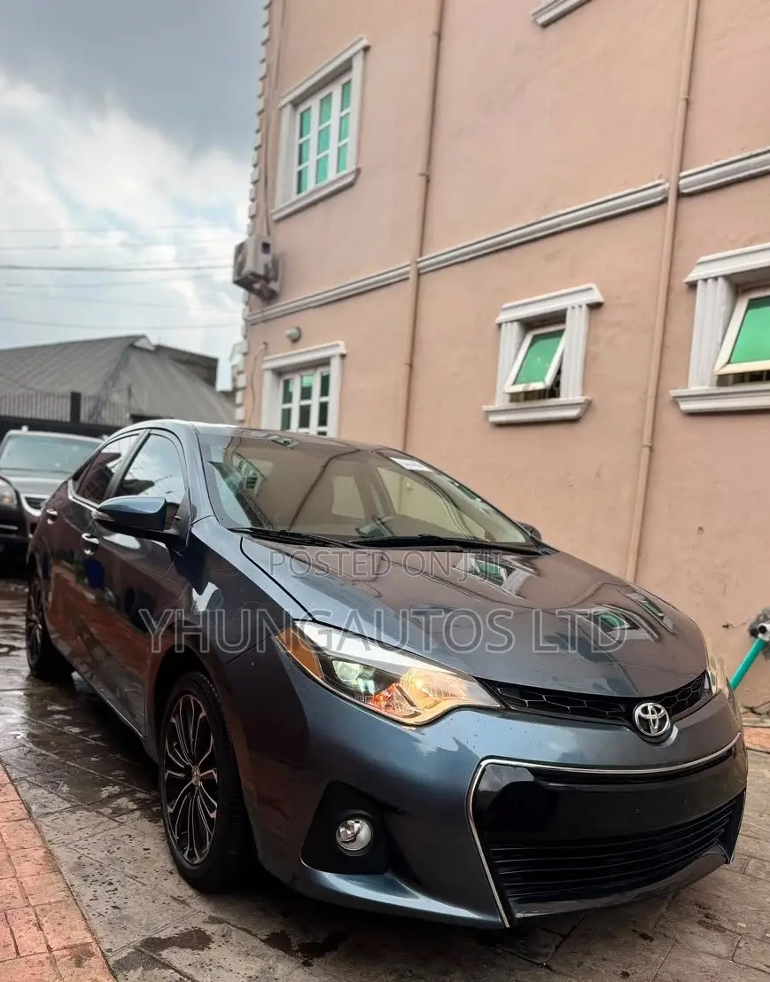 Toyota Corolla S Plus 4dr Sedan (1.8L 4cyl CVT) 2016 Blue