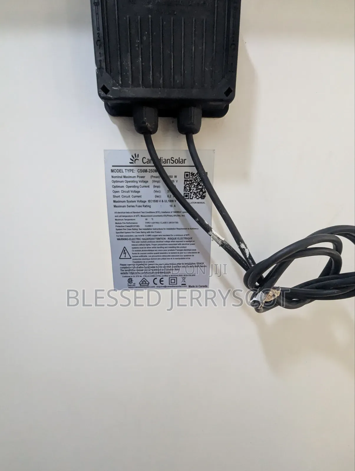 Canadian 250watts Mono-Crystalline Solar Panel 72cells in Stock.