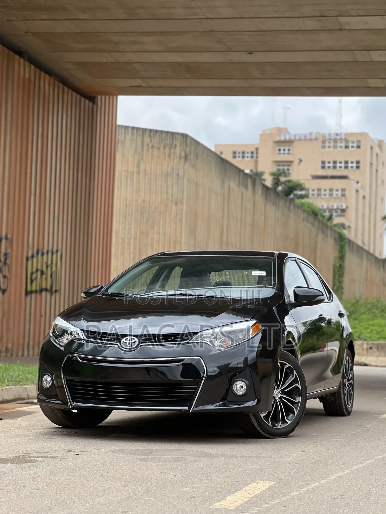 Toyota Corolla S 4dr Sedan (1.8L 4cyl CVT) 2015 Black