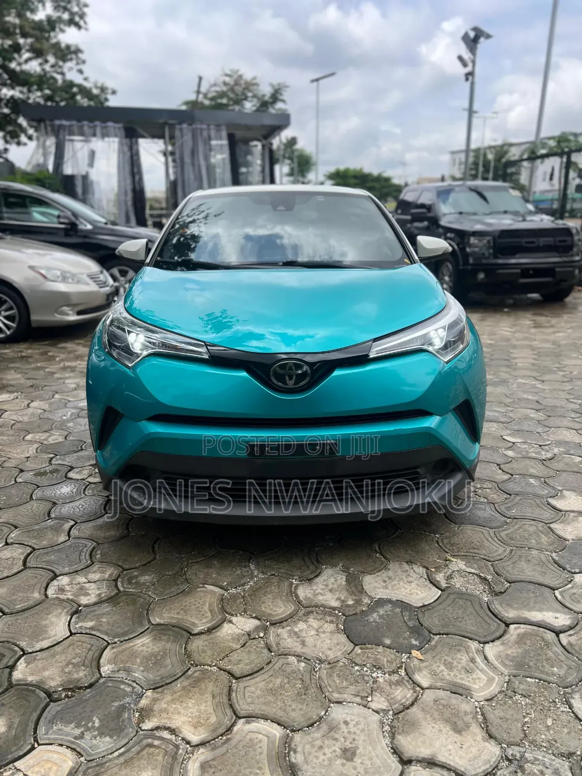 Toyota C-HR XLE FWD Sport Utility (2.0L 4cyl 2AM) 2018 Green
