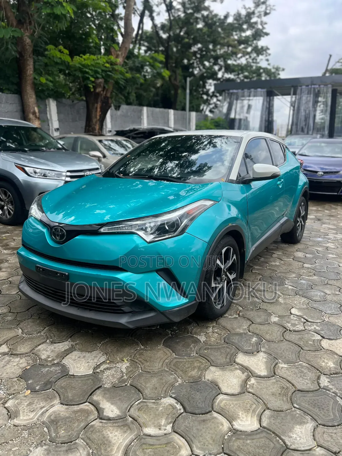 Toyota C-HR XLE FWD Sport Utility (2.0L 4cyl 2AM) 2018 Green