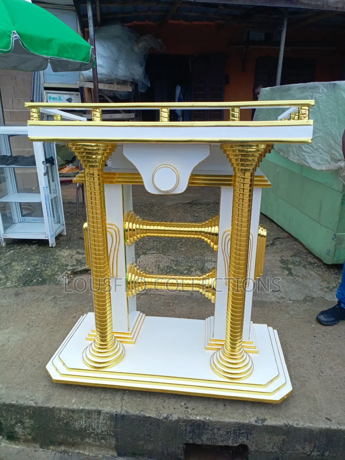 Quality Big Royal Glorious Pulpit