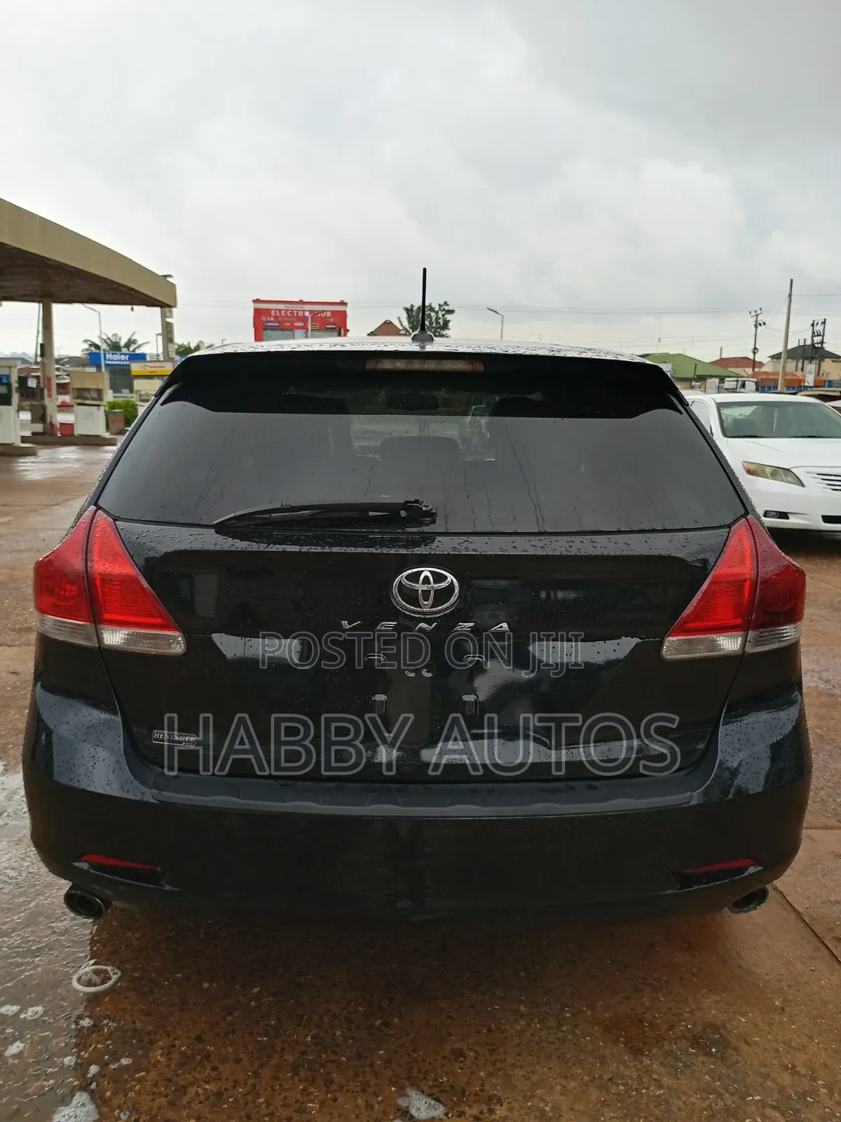 Toyota Venza LE FWD V6 2013 Black