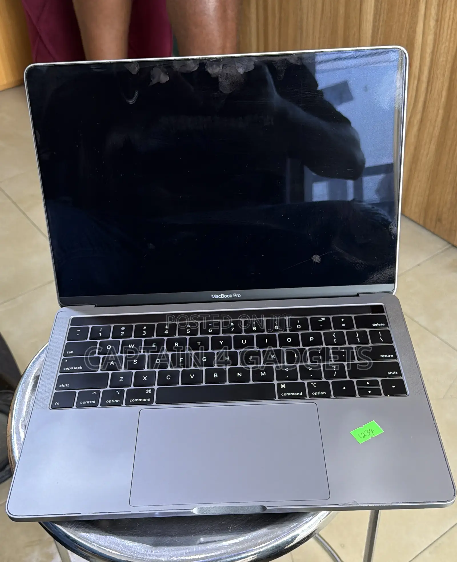 Laptop Apple MacBook Pro 2020 M1 16GB Apple M1 Pro SSD 512GB