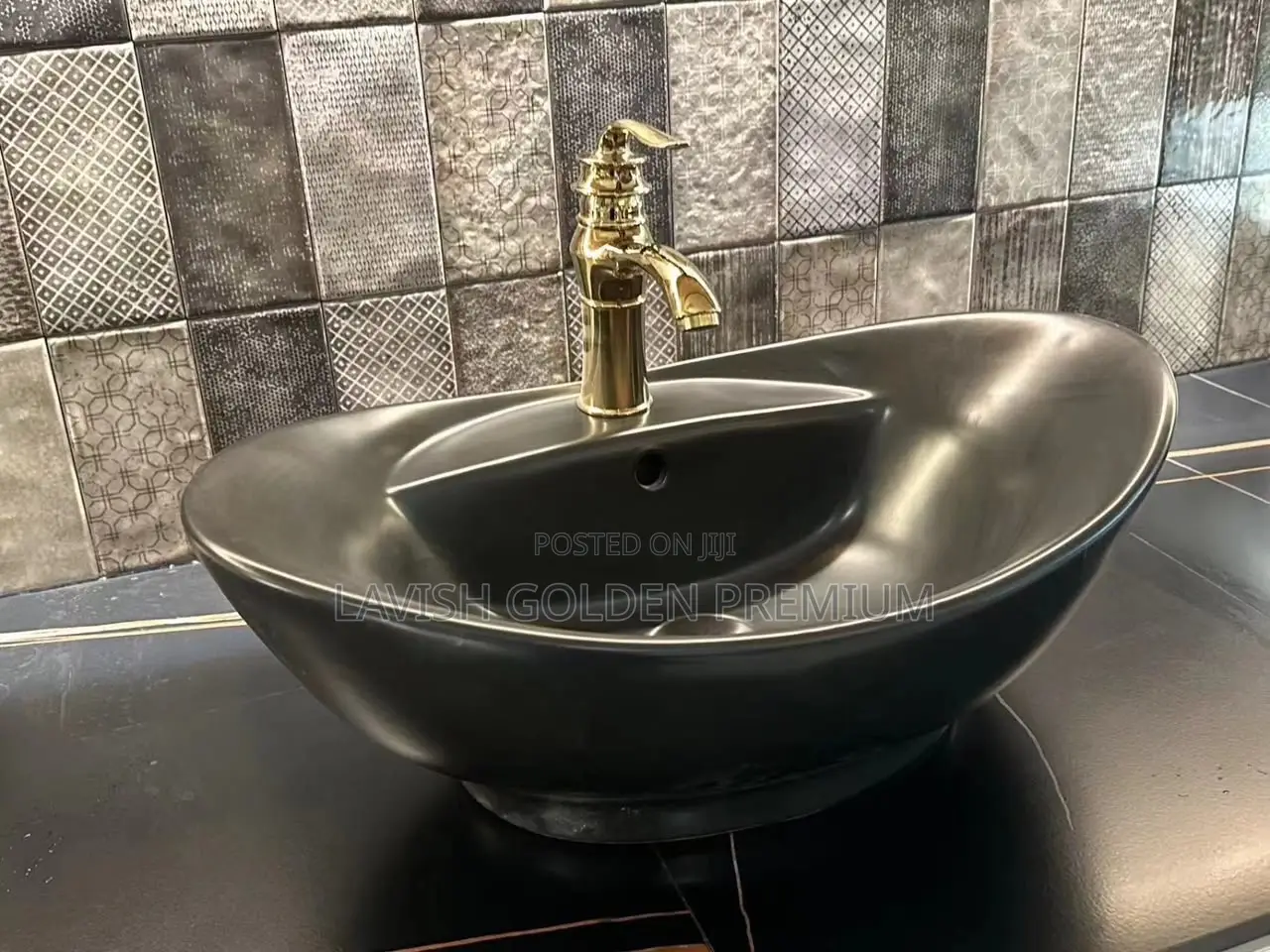 Black Top Wash Hand Basin With Tap Hole