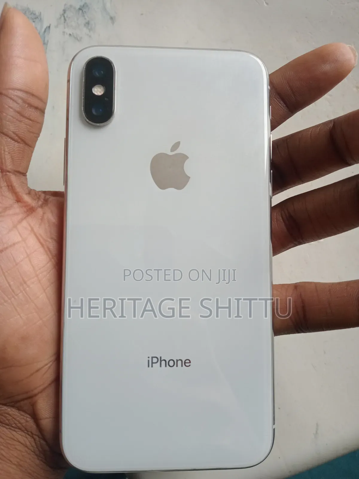 Apple iPhone X 64 GB White