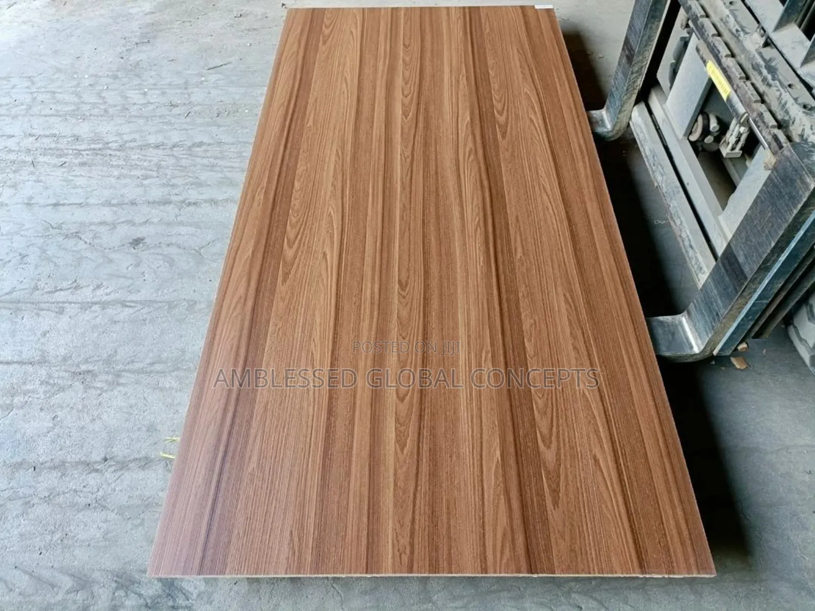 Excutive Plywood Borad