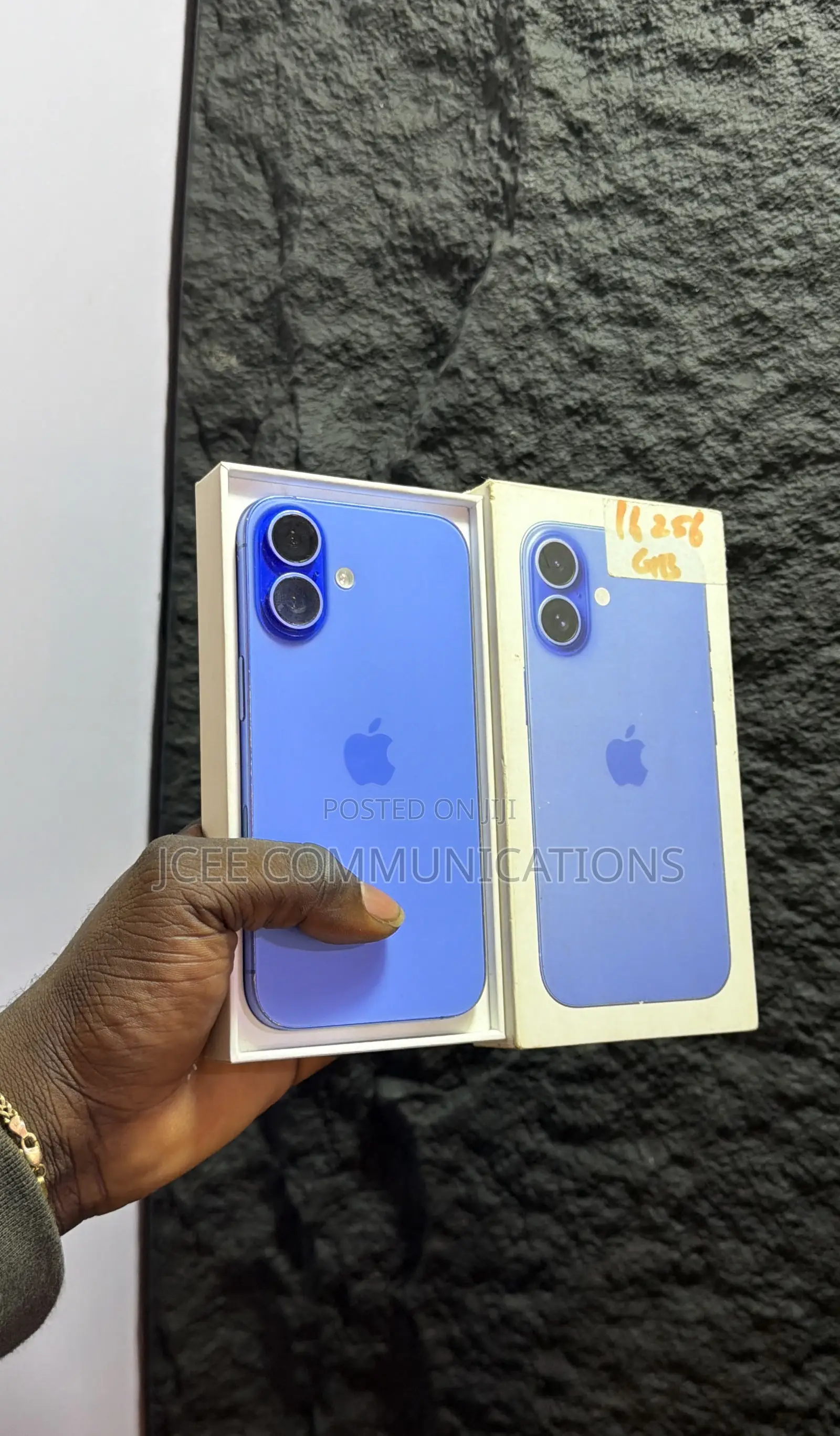 Apple iPhone 16 256 GB Blue