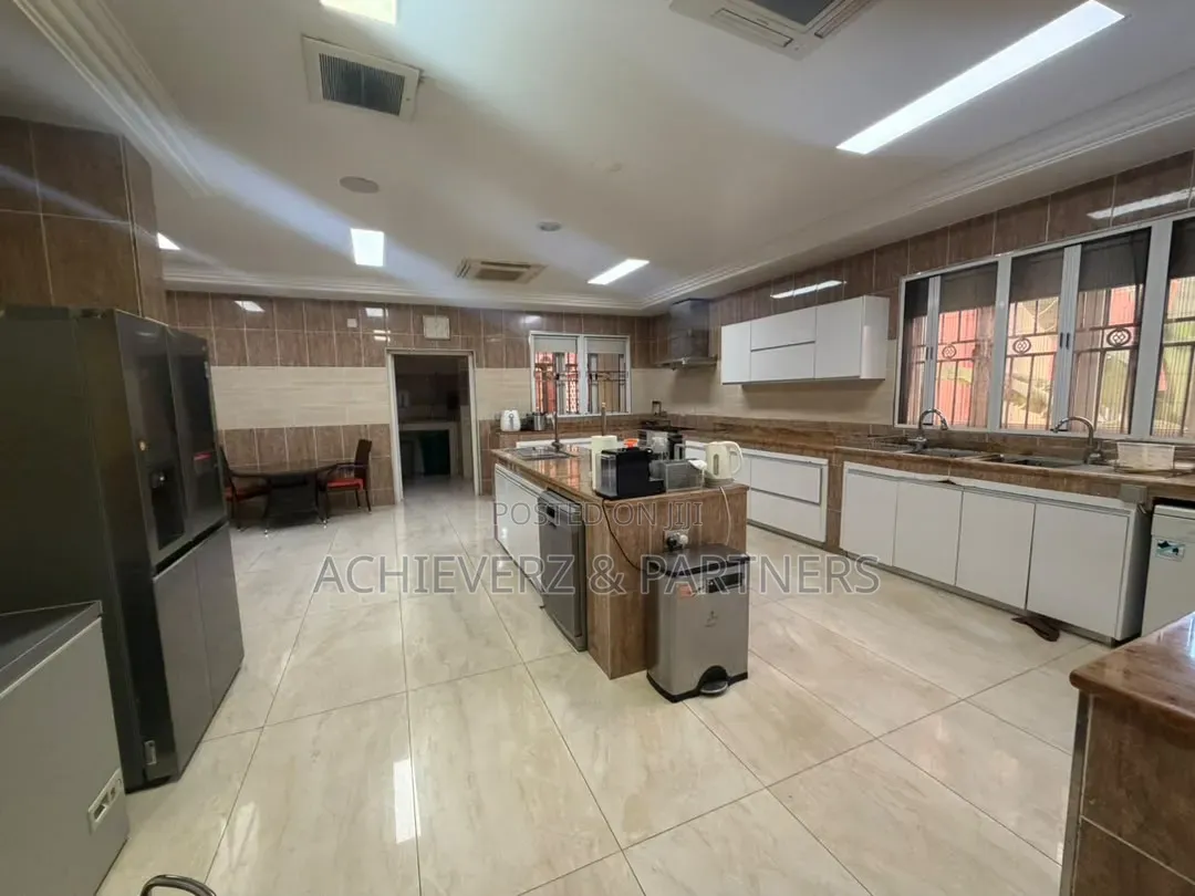 Furnished 5bdrm Duplex in Asokoro for sale